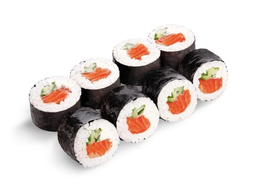 Ролик №3 с атлантическим лососем и хрустящим огурцом